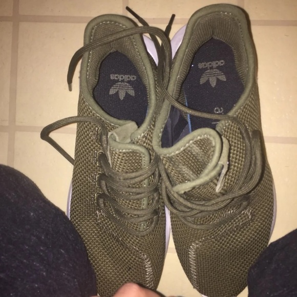 Adidas running shoes - Picture 2 of 3